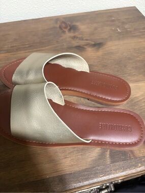 CUSHIONAIRE Metallic Gold Slide Sandal for Women